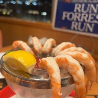 Photo taken at Bubba Gump Shrimp by まぐ . on 4/4/2023