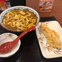 Photo taken at 丸亀製麺 松山六軒家店 by 陸 有. on 9/24/2019