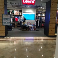 Levi's® Premium Concept Store - Kuala 
