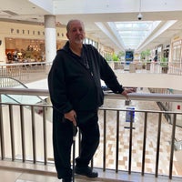 10/5/2019にLin R.がCrossgates Mallで撮った写真