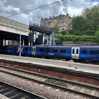 Photo taken at Edinburgh Waverley Railway Station (EDB) by Inna on 5/30/2024