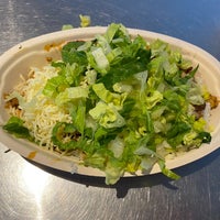 Photo taken at Chipotle Mexican Grill by Bennett W W. on 12/29/2022