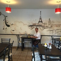 Foto tirada no(a) Fresco Cafetería por Margarita d. em 10/19/2015