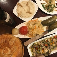Foto diambil di Stix Kosher Restaurant oleh Olga G. pada 1/30/2017