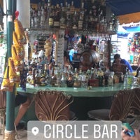 8/27/2017 tarihinde Elke R.ziyaretçi tarafından Circle Bar'de çekilen fotoğraf