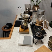 Photo prise au Qirat - Specialty Coffee par Mesfer⚫️ le11/19/2022