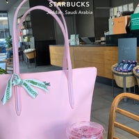 รูปภาพถ่ายที่ Starbucks โดย M เมื่อ 1/3/2024