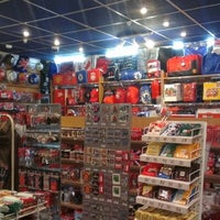 Foto tomada en Британские сувениры / British Souvenirs  por Eugene B. el 11/15/2012