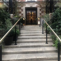 Foto scattata a The Bloomsbury Hotel da A J. il 1/5/2020