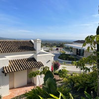 รูปภาพถ่ายที่ SO/ Sotogrande Spa &amp; Golf Resort โดย Alfonso M. เมื่อ 12/31/2022