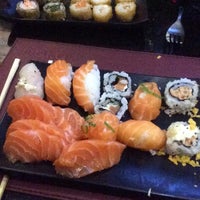4/5/2017 tarihinde Ana Júlia S.ziyaretçi tarafından Mokai Sushi Lounge Bar'de çekilen fotoğraf
