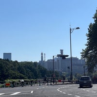 Photo taken at Imperial Palace Loop by 南北 東. on 10/2/2022