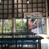 Photo taken at Chong Ko Cafeteria by Koongah on 1/30/2018