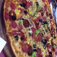 9/25/2016에 Melike A.님이 Fratelli Duri Pizzeria, Pera에서 찍은 사진
