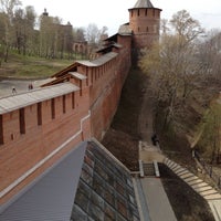 รูปภาพถ่ายที่ Nizhny Novgorod Kremlin โดย Yura B. เมื่อ 5/3/2013