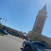 Photo taken at The Outlet Shoppes of the Bluegrass by Alex C. on 9/6/2020