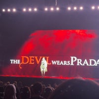 Review Dominion Theatre