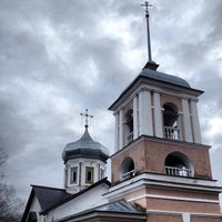 Photo taken at Церковь Троицы by Даниил П. on 11/2/2013