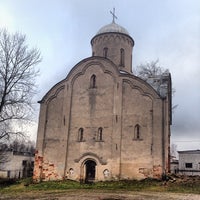 Photo taken at Церковь Петра и Павла на Славне by Даниил П. on 11/3/2013