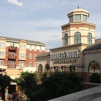 Barnes Noble Clarendon Courthouse 16 Tips From 2896 Visitors