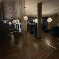 Photo taken at Motel One Stuttgart-Mitte by 𝐴𝑐𝑡𝑖𝑣𝑒 𝑖𝑛 𝑡𝑟𝑎𝑣𝑒𝑙                                                     80’s on 7/19/2021