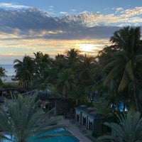 รูปภาพถ่ายที่ National Hotel Miami Beach โดย Marcos เมื่อ 12/11/2023