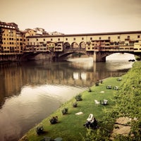 Foto scattata a Ponte Vecchio da Olesya H. il 5/7/2013