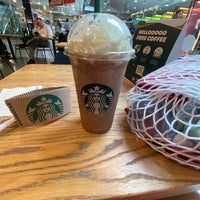 Photo taken at Starbucks by Buabaa H. on 9/9/2021