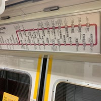Photo taken at Oedo Line Shiodome Station (E19) by ナンシー関 2世 on 12/31/2020