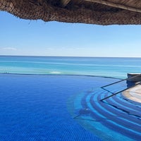 Foto diambil di JW Marriott Cancun Resort &amp;amp; Spa oleh Badr pada 10/8/2023