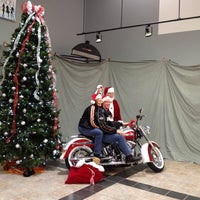 11/24/2012에 Deborah B.님이 J. &amp;amp; L. Harley Davidson, Inc.에서 찍은 사진