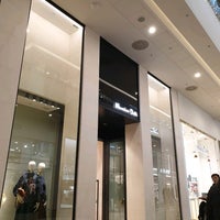 Photo taken at Massimo Dutti by Philippus on 1/12/2020