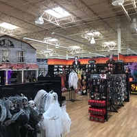 Spirit Halloween Now Closed 6884 Governors West Drive