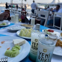 รูปภาพถ่ายที่ Olimpiyat Restaurant โดย Ramazan A. เมื่อ 6/22/2021
