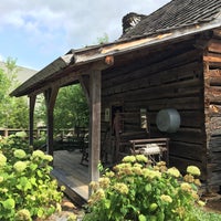 Foto tirada no(a) Great Smoky Mountains Heritage Center por Laura A. em 7/8/2016