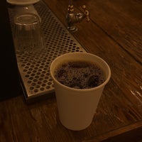 4/6/2023에 Musab A.님이 BEAR CUB ®️ Specialty coffee Roasteryمحمصة بير كب للقهوة المختصة에서 찍은 사진