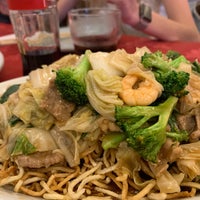 Photo taken at Ton Hoi Restaurante by fernando l. on 11/21/2019