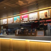 Photo taken at The Coffee Bean &amp;amp; Tea Leaf by gus on 6/30/2018