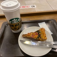 Photo taken at Starbucks by いちご 1. on 1/10/2022