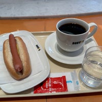 Photo taken at Doutor Coffee Shop by いちご 1. on 1/31/2023