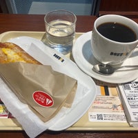 Photo taken at Doutor Coffee Shop by いちご 1. on 4/5/2021