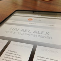 รูปภาพถ่ายที่ Rafael Alex - Freelance UI/UX Design โดย Rafael A. เมื่อ 5/4/2013