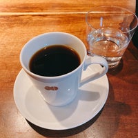 Photo taken at Cafe Mame-Hico by とみた た. on 5/17/2020