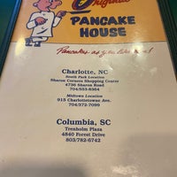 Foto tirada no(a) Original Pancake House por Tom K. em 11/1/2020