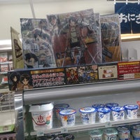 Photo taken at ローソン 札幌北6条西二十丁目店 by 774 on 9/6/2013