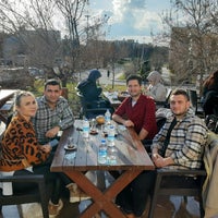 Das Foto wurde bei Osman Bey Konağı Cafe Restorant von Semih K. am 1/9/2022 aufgenommen
