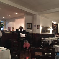 รูปภาพถ่ายที่ Vienna Restaurant โดย Visit S. เมื่อ 10/5/2015