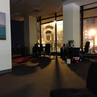 รูปภาพถ่ายที่ sōsh lounge โดย Chris T. เมื่อ 11/5/2012