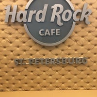 Photo taken at Hard Rock Cafe by abdulaziz on 6/16/2018