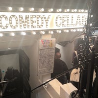 Foto tirada no(a) Comedy Cellar por Sara S. em 12/25/2023